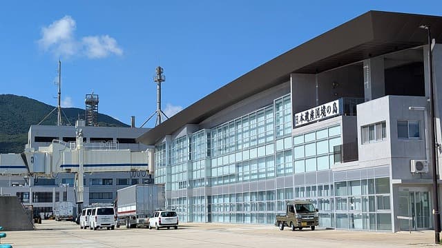 厳原港新国内ターミナルビル