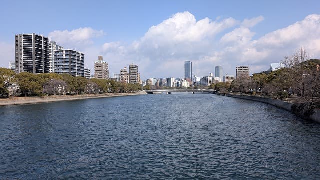 広島県広島市の猿猴川