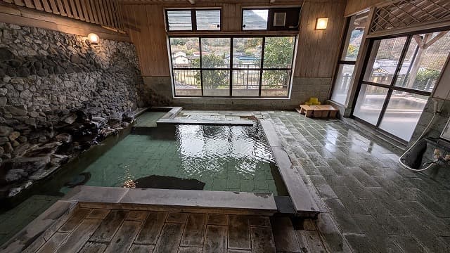 熊本県水俣市の湯の鶴温泉あさひ荘