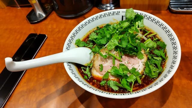 東京都秋葉原のスパイス・ラー麺