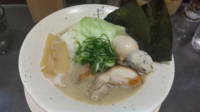 東京都御徒町の鶏そばかぐら屋