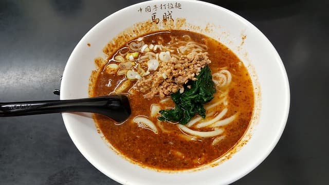 東京都日暮里の中華中国手打拉麺・馬賊