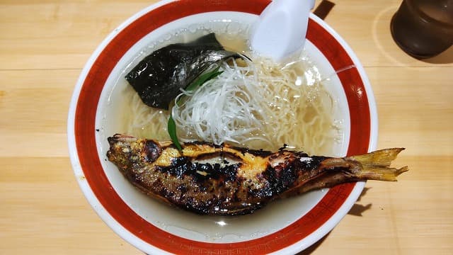 東京都虎ノ門の鮎ラーメン＋