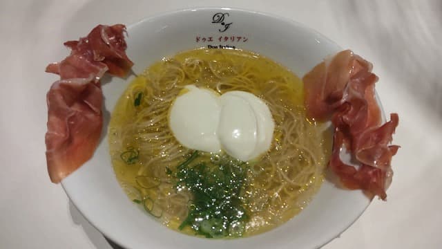 東京都銀座のドゥエイタリアン