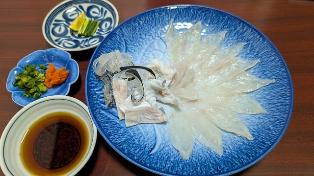 山口県山口市のふぐ刺し