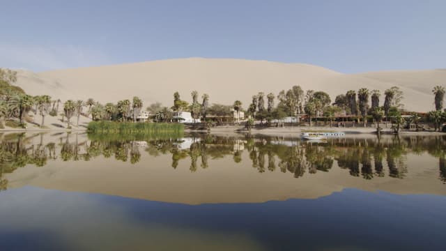 ペルー・イカのワカチナ湖