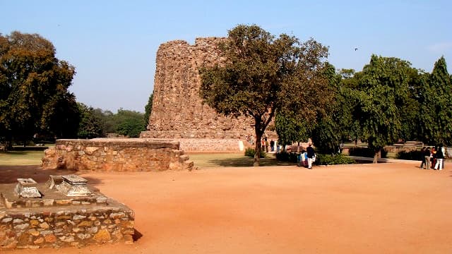 インド・デリーのアライ・ミナール