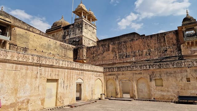 インド・ジャイプルのアンベール城・ザナーナ・マハル