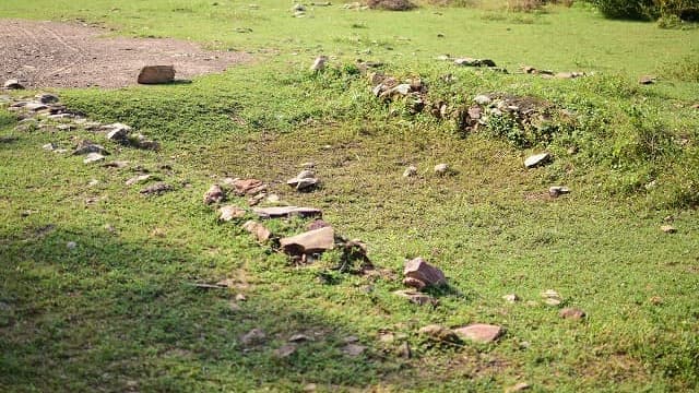インド・ラージギルのビンビサーラ王の牢獄