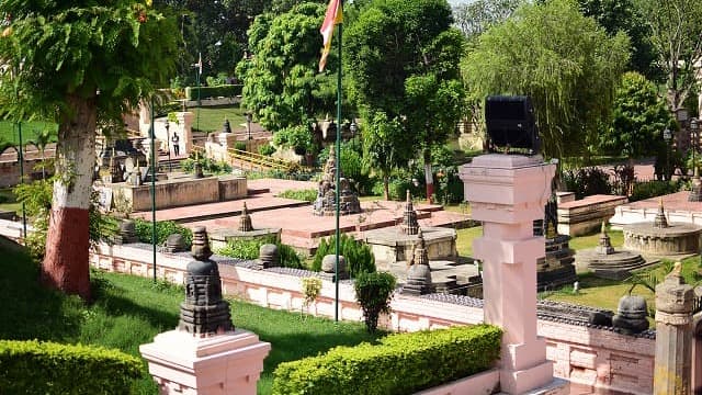 インド・ブッダガヤのマハーボディー寺院（大菩提寺）ラージャヤータナ樹