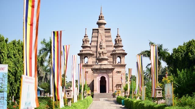インド・ベナレスのムルガンダ・クティ寺院