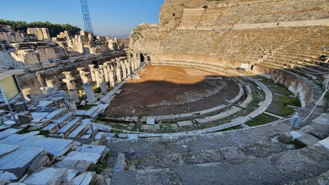 トルコ・イズミルのエフェソス遺跡・ブルテリオン