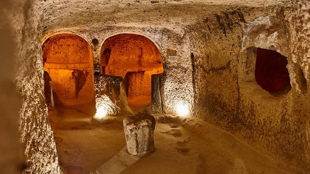 トルコ・ネウシェヒルのカイマクル地下都市