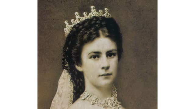 シシィの愛称で親しまれる人気ある王妃エリザベート