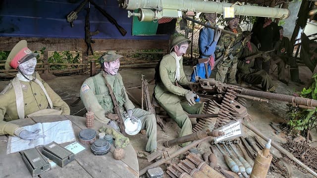 カンボジア・シェムリアップのアキ・ラー地雷博物館