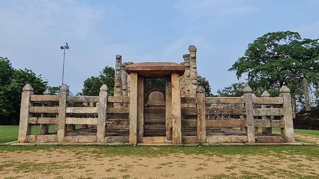 スリランカ・ポロンナルワのラター・マンダパヤ