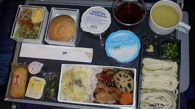 機内食:SINGAPORE AIR 成田→バンコク