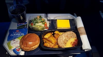 機内食:KLM 関西→アムステルダム