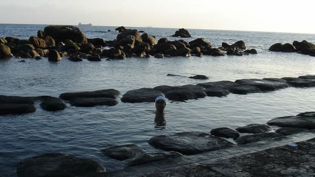北海道函館市の水無海浜温泉