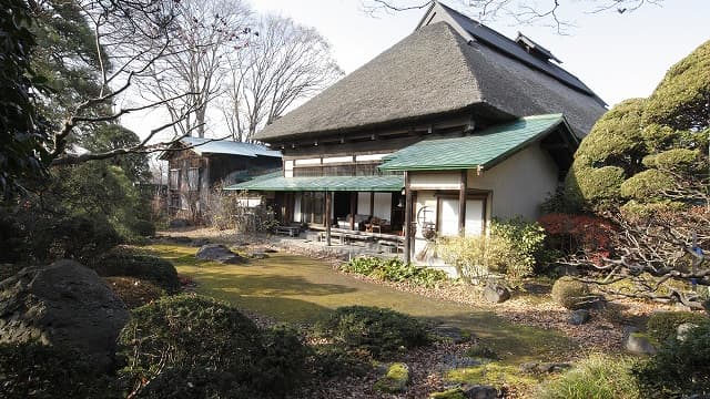 青森県平川市の清藤氏書院庭園