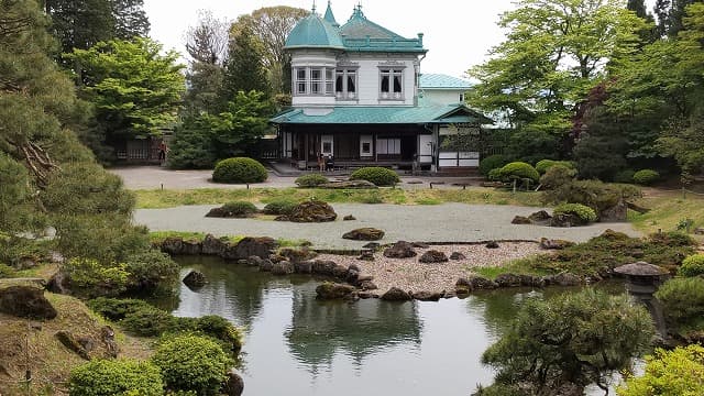 青森県平川市の盛美園