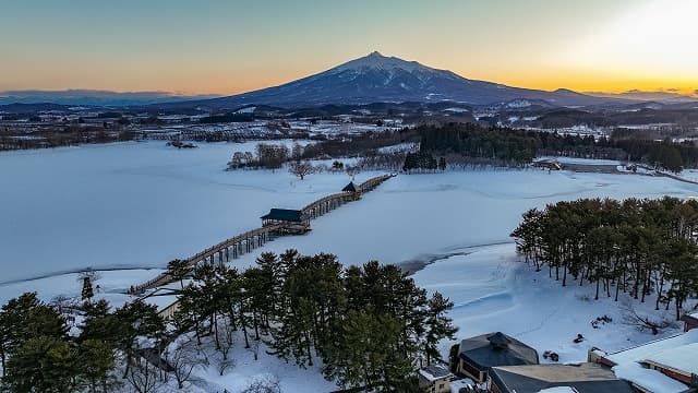 青森県北津軽郡の鶴の舞橋