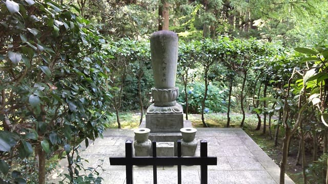 宮城県仙台市の満海上人供養塔