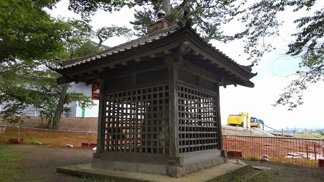 宮城県多賀城市の壺碑（つぼの石ぶみ）