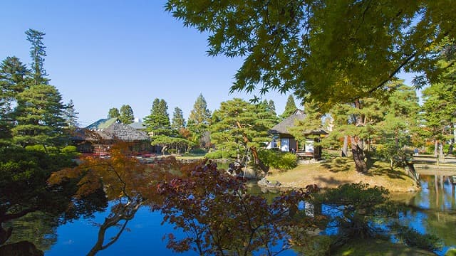 福島県の会津松平氏庭園
