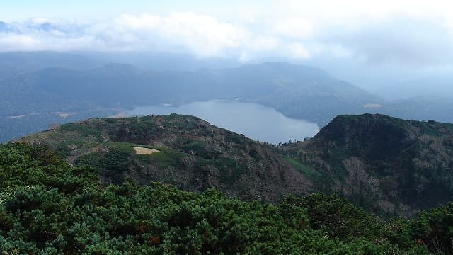 福島県南会津郡の柴安嵓