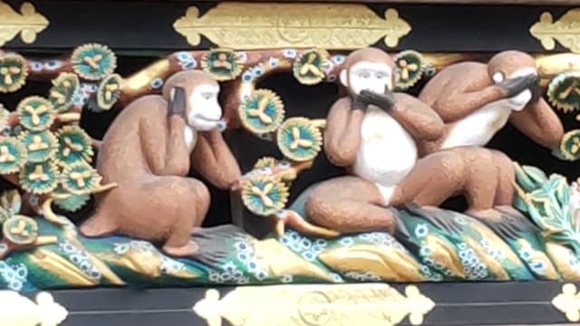 栃木県日光市の日光東照宮＿三猿の彫刻