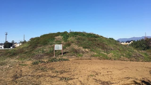 群馬県太田市の鶴山古墳