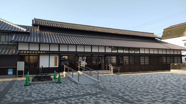 群馬県富岡市の旧韮崎製糸場