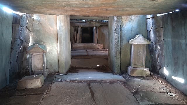 埼玉県行田市の八幡山古墳石室