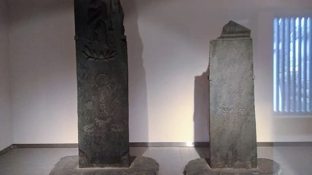 埼玉県行田市の南河原石塔婆