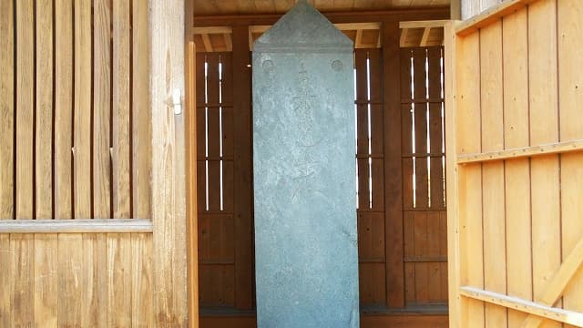 埼玉県東松山市の上田朝直建立青石塔婆