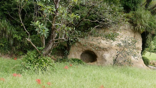 千葉県富津市の絹横穴群