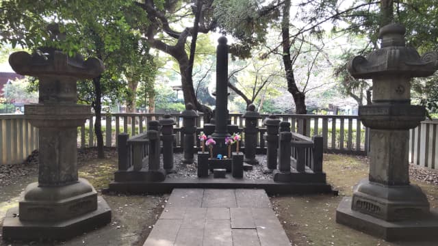 東京都台東区の天海僧正毛髪塔