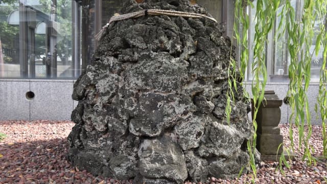 東京都墨田区の梅若塚