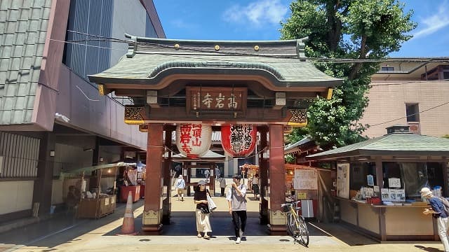 東京都豊島区の高岩寺（とげぬき地蔵尊）