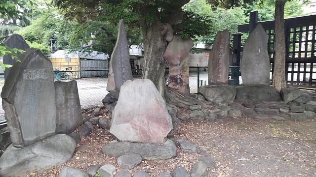 東京都荒川区の彰義隊戦死者墓