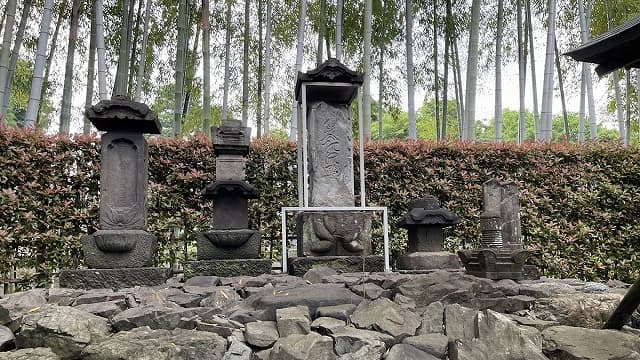 東京都八王子市の長田作左衛門墓