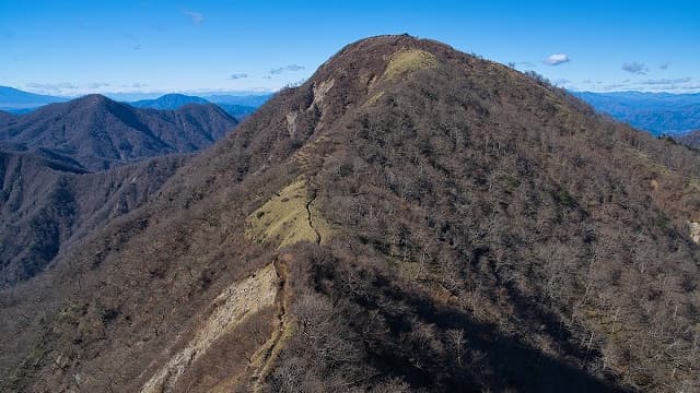 神奈川県足柄上郡の丹沢山地