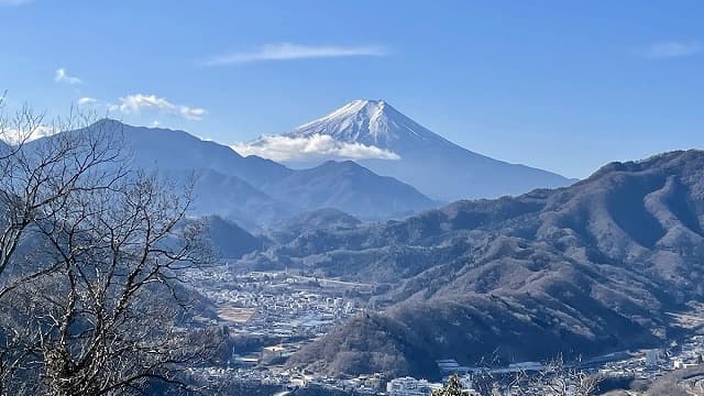 山梨県大月市の岩殿山