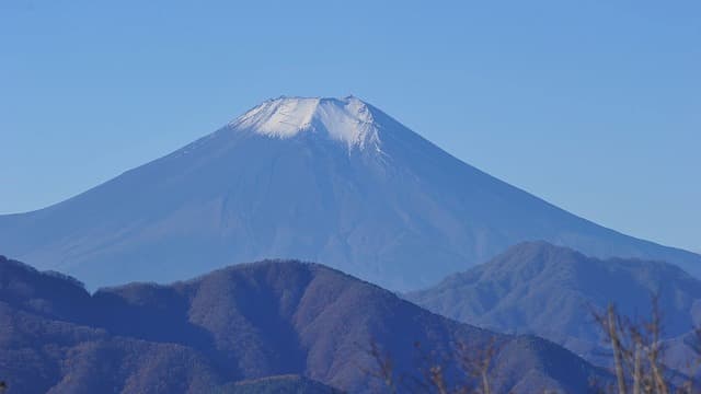 山梨県大月市の倉岳山