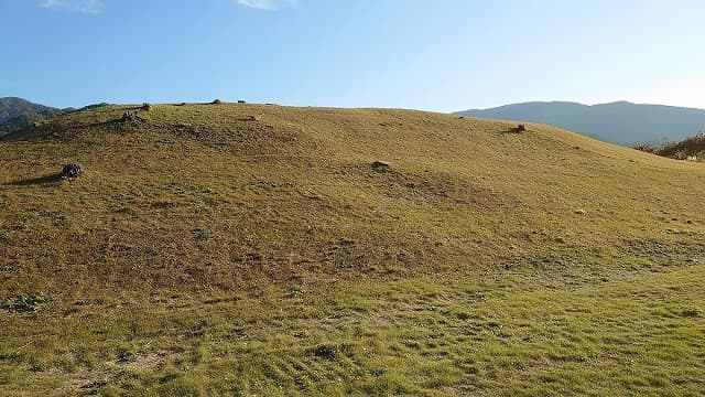 山梨県笛吹市の竜塚古墳