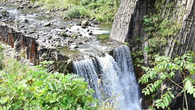 新潟県十日町市の田代の七ツ釜