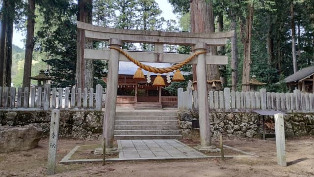 岐阜県高山市の荒城神社遺跡