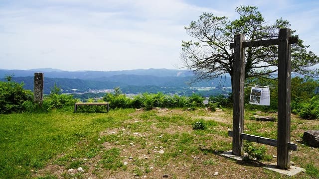 岐阜県高山市の松倉城跡