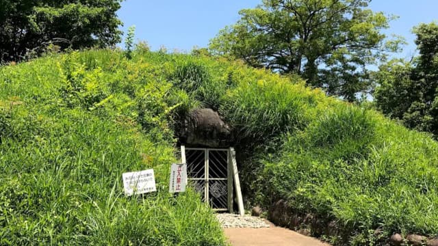 静岡県静岡市の賤機山古墳